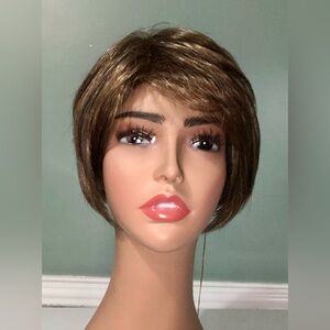 Paula Young wig - Gloria - autumn Blend color 6/27/23F